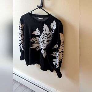 Kaily K black and white pullover knit sweater with floral print. Size 1X